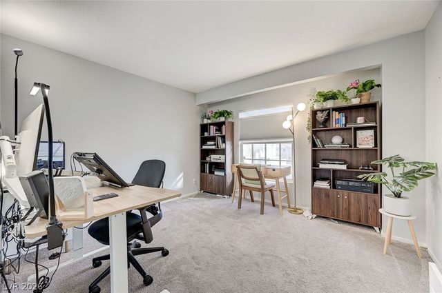 8054 West Rochelle Avenue, Las Vegas, NV 89147