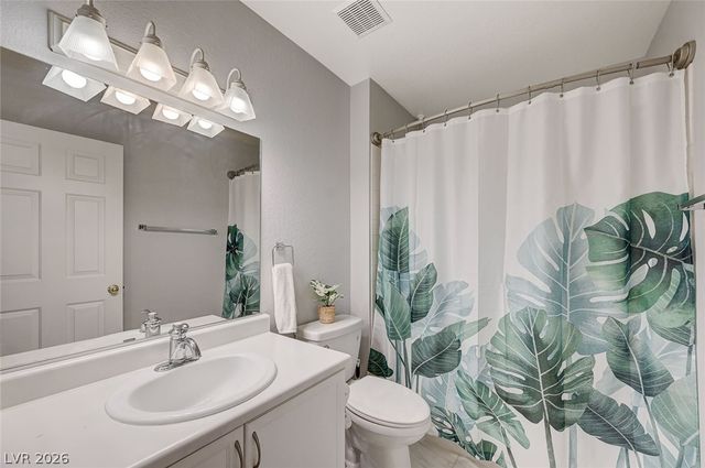 8054 West Rochelle Avenue, Las Vegas, NV 89147