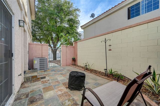 8054 West Rochelle Avenue, Las Vegas, NV 89147