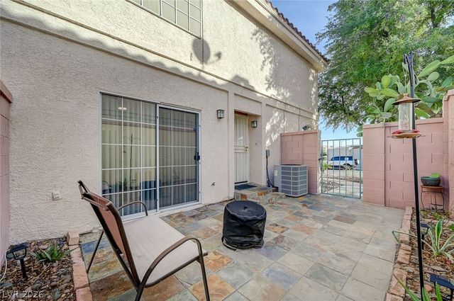 8054 West Rochelle Avenue, Las Vegas, NV 89147