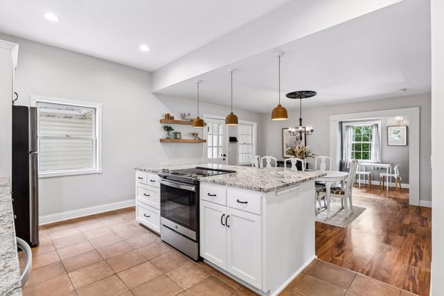 1450 Ripley Avenue, Maplewood, MN 55109