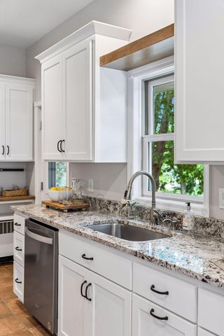 1450 Ripley Avenue, Maplewood, MN 55109