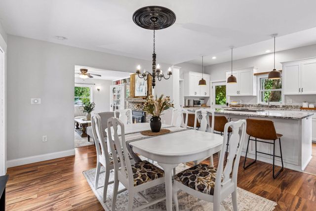 1450 Ripley Avenue, Maplewood, MN 55109