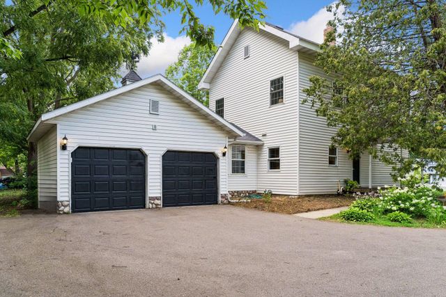 1450 Ripley Avenue, Maplewood, MN 55109