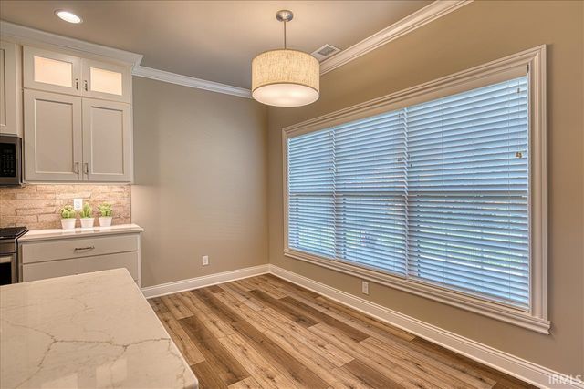 7138 Ironwood Circle A, Newburgh, IN 47630