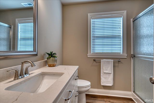 7138 Ironwood Circle A, Newburgh, IN 47630