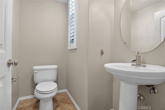 20304 Pienza Lane, Porter Ranch, CA 91326
