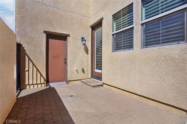 20304 Pienza Lane, Porter Ranch, CA 91326
