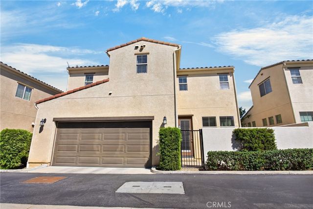 20304 Pienza Lane, Porter Ranch, CA 91326