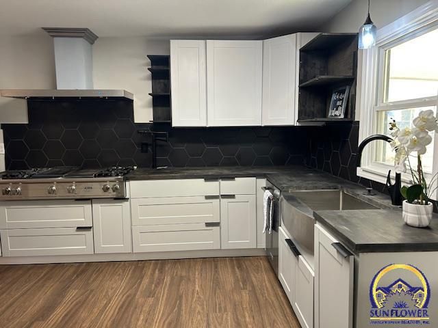 8039 SE Berryton RD, Berryton, KS 66409