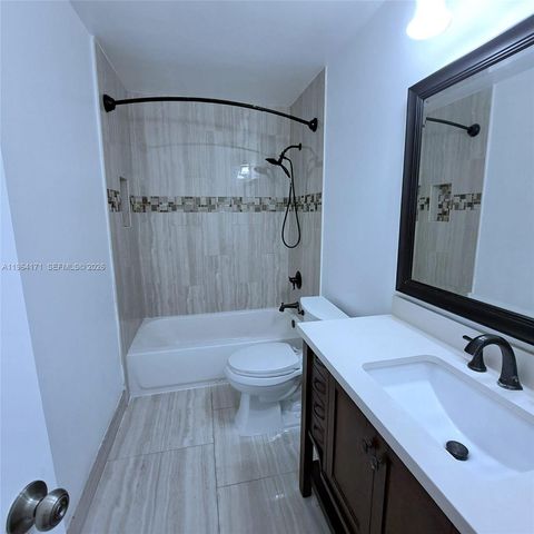 3920 Woodside Dr 8, Coral Springs, FL 33065