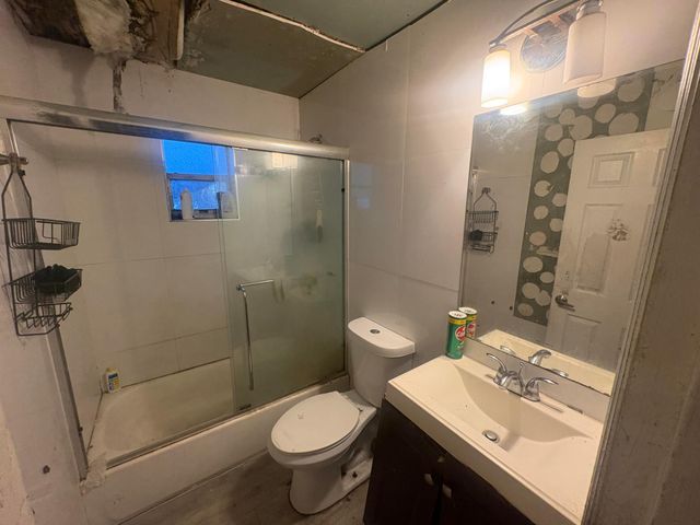 2126 NW 92ND Street, Miami, FL 33147