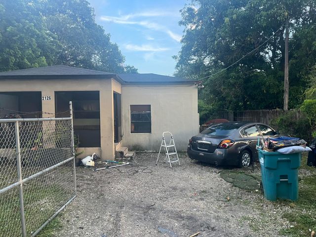 2126 NW 92ND Street, Miami, FL 33147