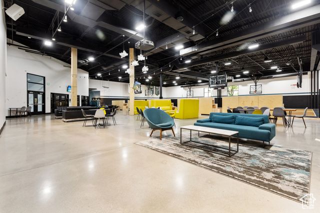 1290 S SANDHILL RD, Orem, UT 84058