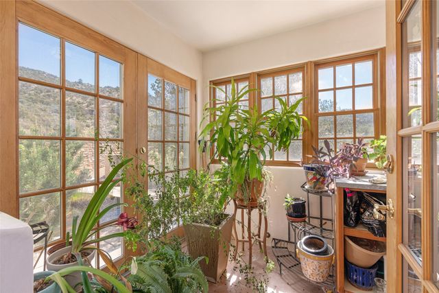7 Altazano Drive, Santa Fe, NM 87505