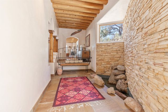 7 Altazano Drive, Santa Fe, NM 87505