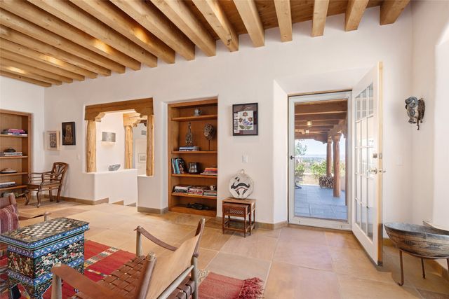 7 Altazano Drive, Santa Fe, NM 87505
