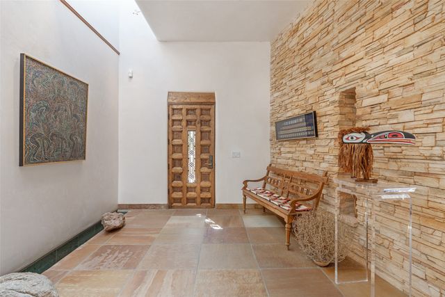 7 Altazano Drive, Santa Fe, NM 87505