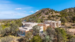 7 Altazano Drive, Santa Fe, NM 87505