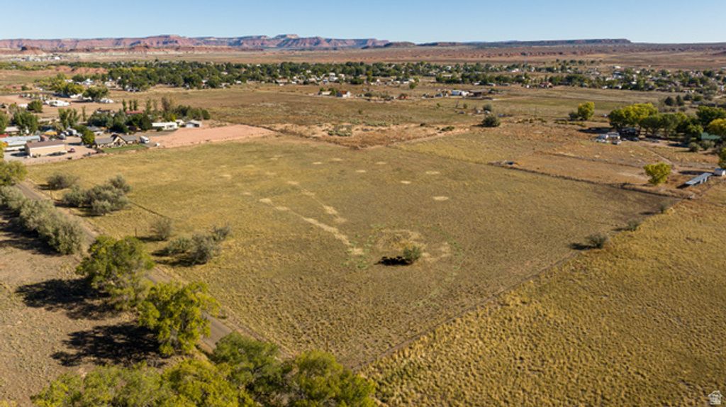 Image 3 of property listing at 505 ALTUS LN, Fredonia, AZ 86022