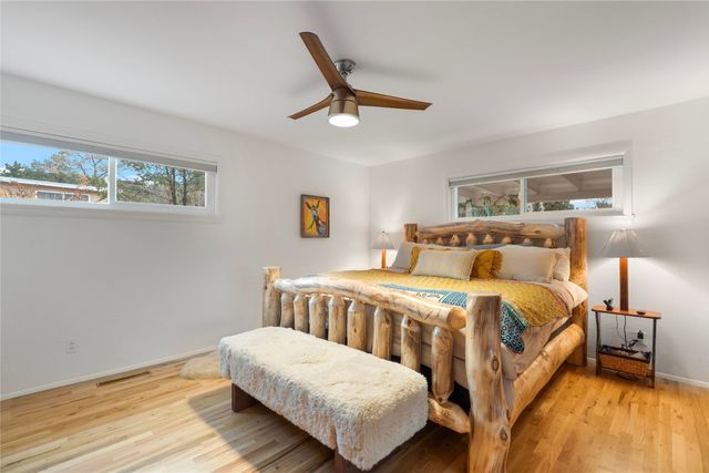 209 Williams Street, Santa Fe, NM 87501