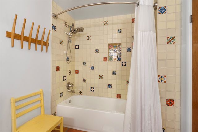 209 Williams Street, Santa Fe, NM 87501