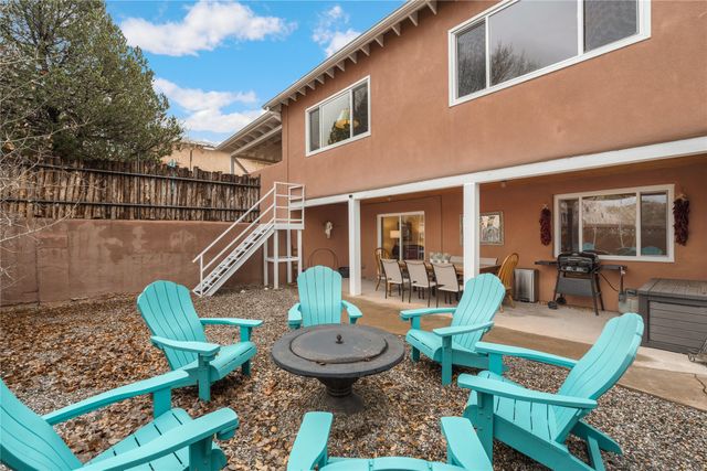209 Williams Street, Santa Fe, NM 87501