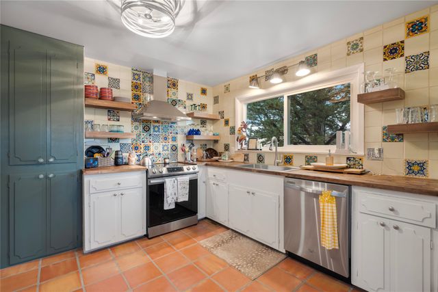 209 Williams Street, Santa Fe, NM 87501