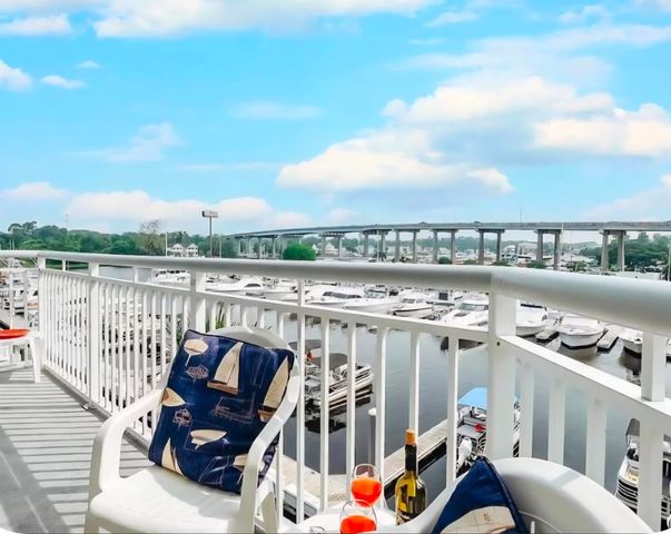 2100 Sea Mountain Hwy Unit 200, North Myrtle Beach, SC 29582
