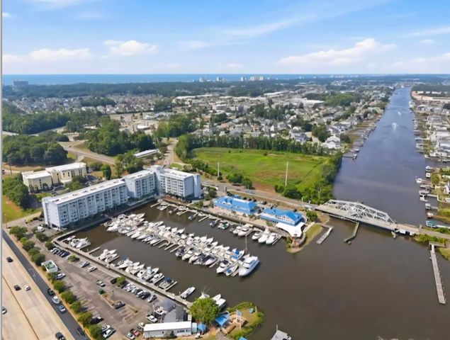 2100 Sea Mountain Hwy Unit 200, North Myrtle Beach, SC 29582