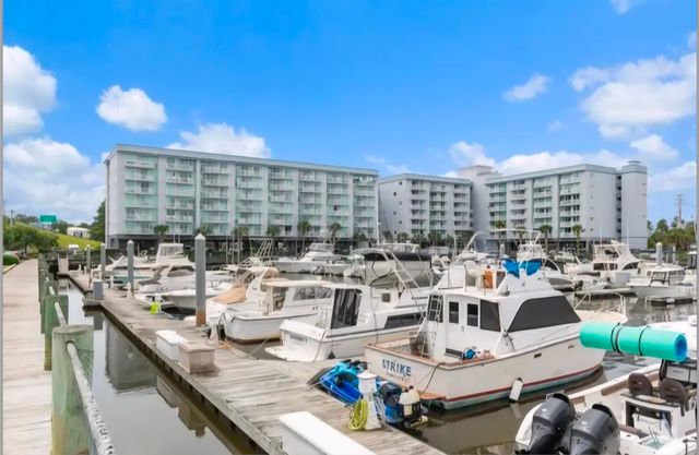 2100 Sea Mountain Hwy Unit 200, North Myrtle Beach, SC 29582