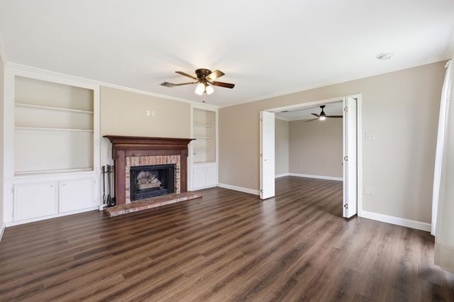 502 Summerfield Dr, Houma, LA 70360