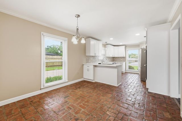 502 Summerfield Dr, Houma, LA 70360