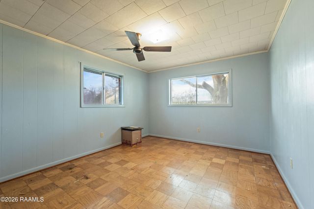 2333 Main Highway, Breaux Bridge, LA 70517