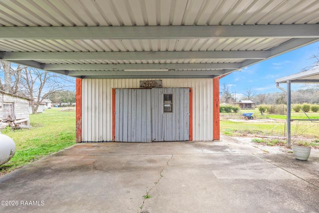 2333 Main Highway, Breaux Bridge, LA 70517