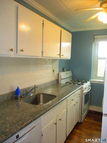 27 Northill Street 6P, Stamford, CT 06907