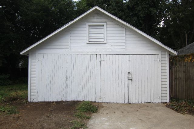 905 Cooper Avenue, Kalamazoo Twp, MI 49048