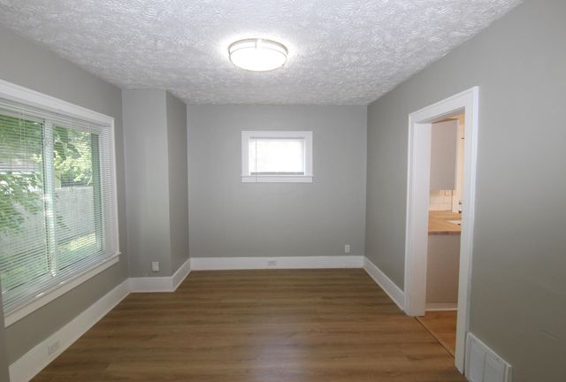 905 Cooper Avenue, Kalamazoo Twp, MI 49048