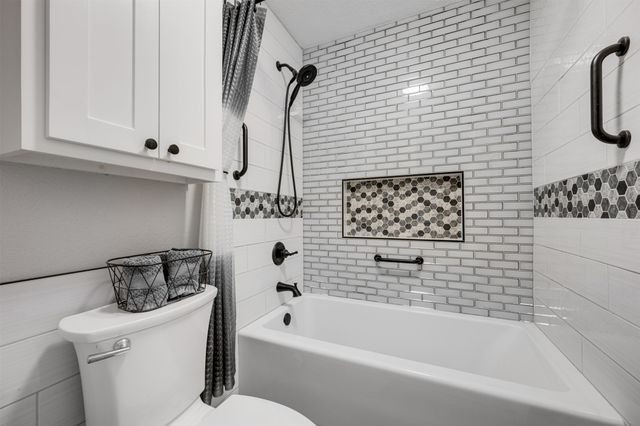 290 Farm Road 197, Arthur City, TX 75411