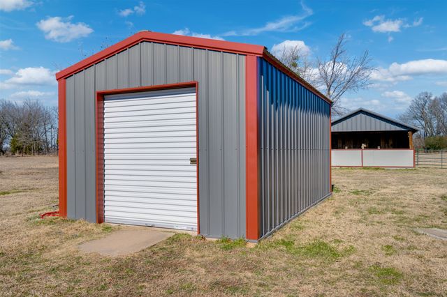 290 Farm Road 197, Arthur City, TX 75411