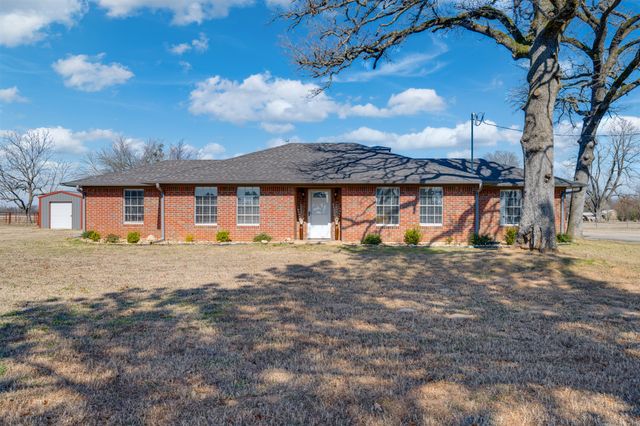 290 Farm Road 197, Arthur City, TX 75411