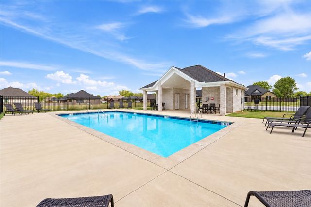 2108 Decker Road, Pea Ridge, AR 72751