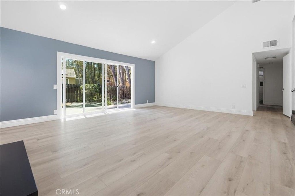25045 Castlewood, Lake Forest, CA 92630 — photo 5
