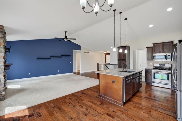 2421 NW Abilene Road, Ankeny, IA 50023