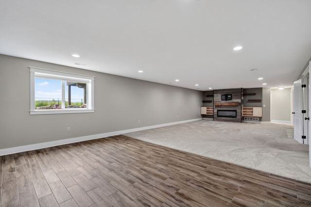 2421 NW Abilene Road, Ankeny, IA 50023