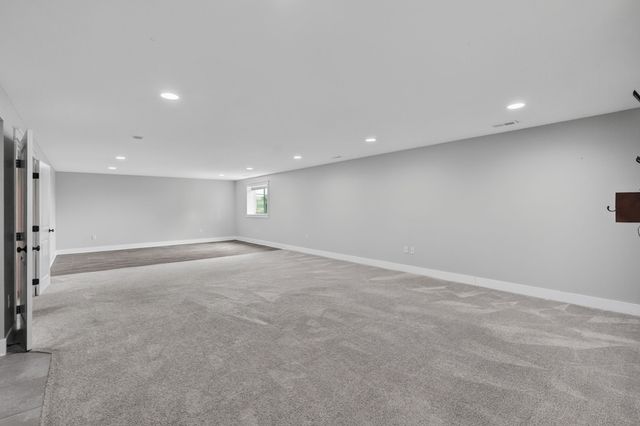2421 NW Abilene Road, Ankeny, IA 50023