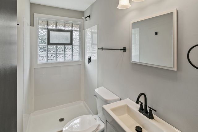 10036 Kedvale Avenue, Oak Lawn, IL 60453
