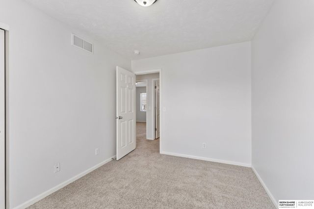 5620 S 193rd Street, Omaha, NE 68135