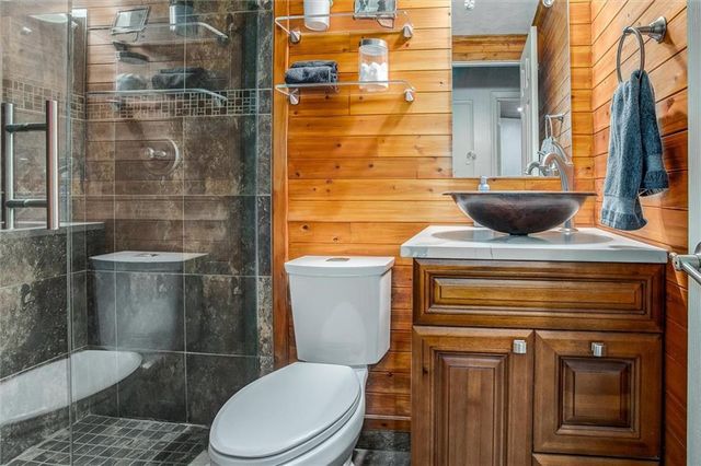 2817 Collin Street, Independence, MO 64052