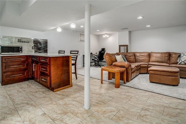 2817 Collin Street, Independence, MO 64052